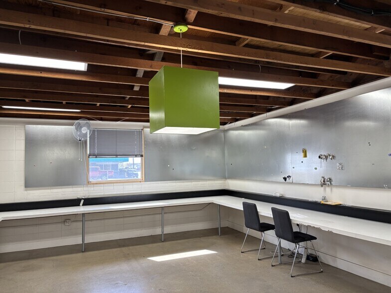 2350 Alvarado St, San Leandro, CA à louer - Photo intérieure – Image 3 sur 8