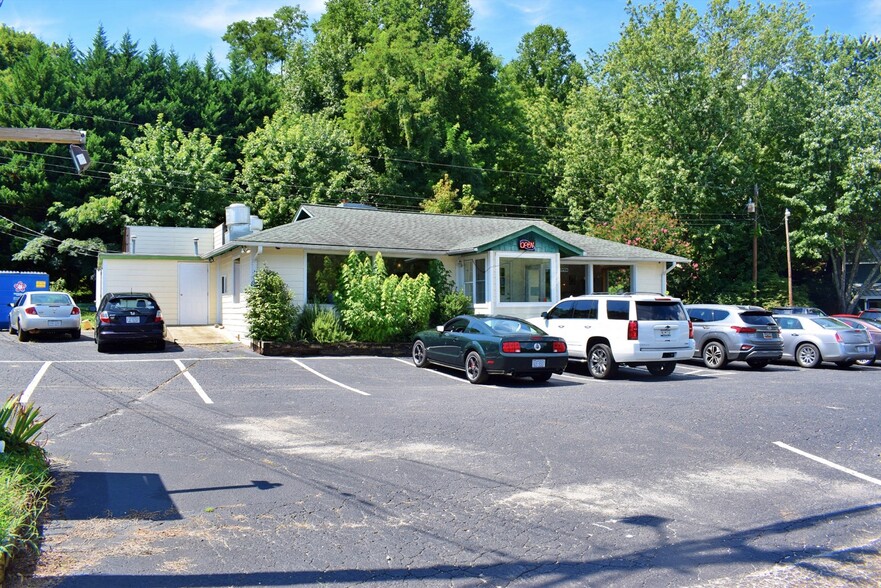 22345 Asheville Hwy, Landrum, SC à vendre - Photo de l’immeuble – Image 3 sur 67