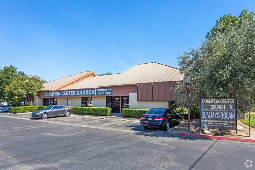 5756 N Marks Ave, Fresno, CA à vendre - Photo principale – Image 1 sur 36
