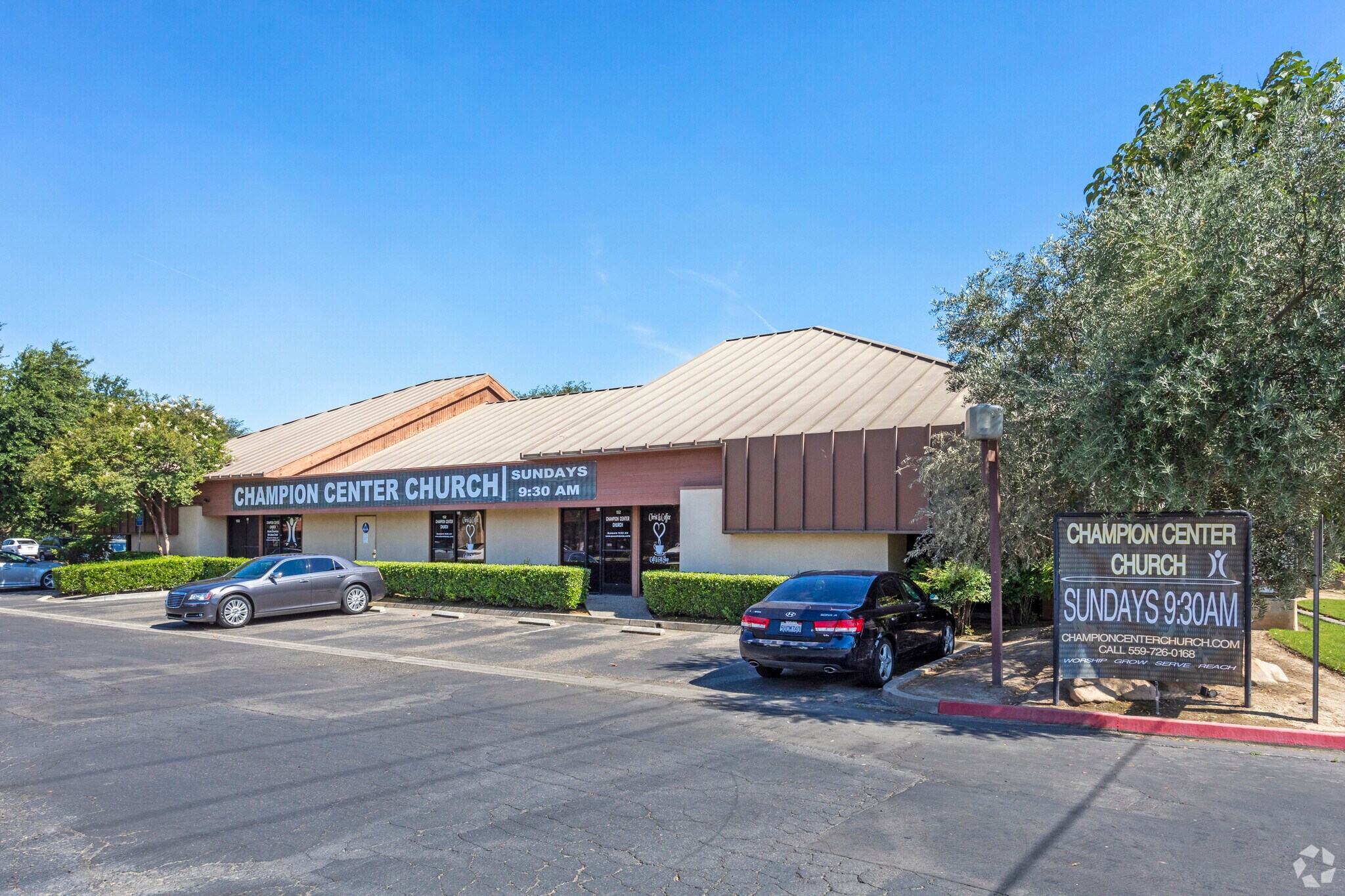 5756 N Marks Ave, Fresno, CA à vendre Photo principale– Image 1 sur 37