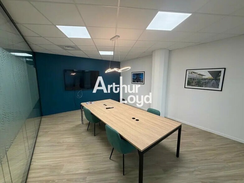 Bureau dans Valbonne à vendre - Photo intérieure – Image 3 sur 11