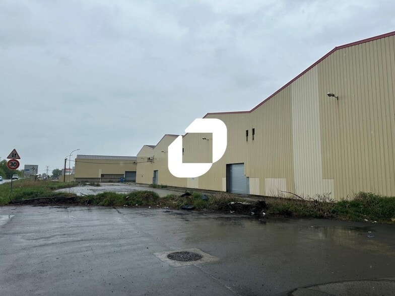 Industriel/Logistique dans Woippy à vendre - Photo de l’immeuble – Image 1 sur 4