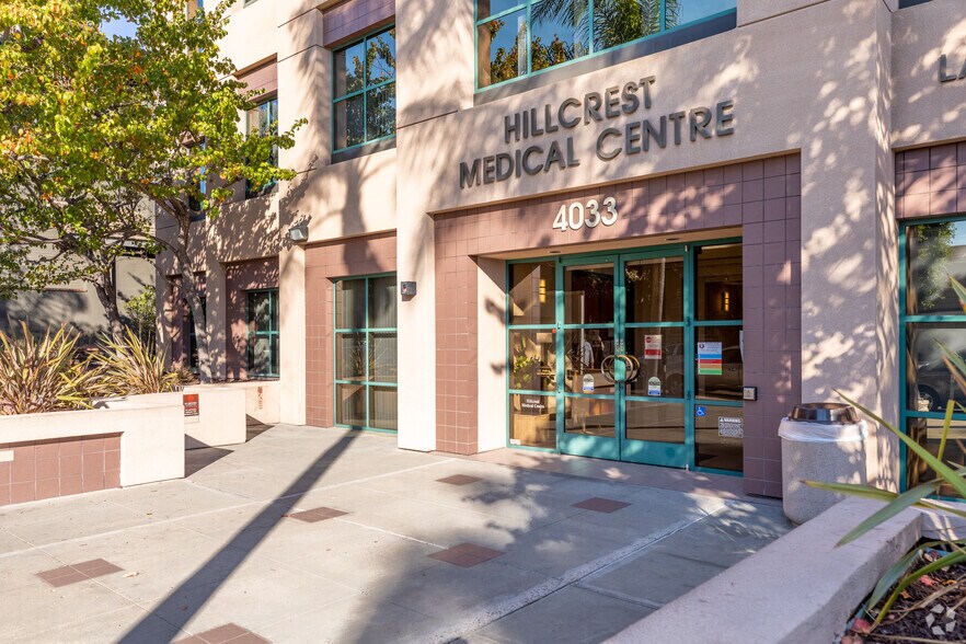 4033 3rd Ave, San Diego, CA à louer - Photo de l’immeuble – Image 2 sur 8