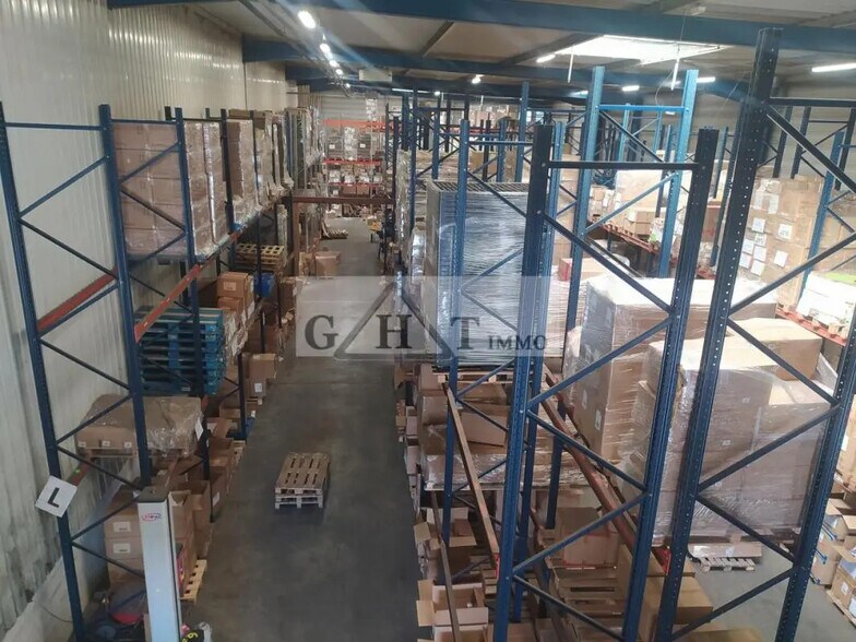 Industriel/Logistique dans Torcy à louer - Photo de l’immeuble – Image 2 sur 9