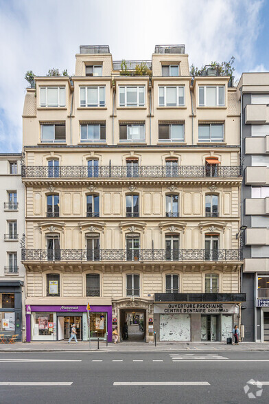 94 Rue Saint-Lazare, Paris à louer - Photo de l’immeuble – Image 2 sur 4