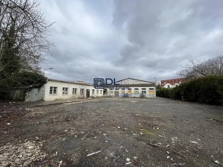 Local commercial dans Palaiseau à vendre - Photo de l’immeuble – Image 3 sur 3