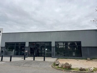 Plus de détails pour Local commercial à louer
