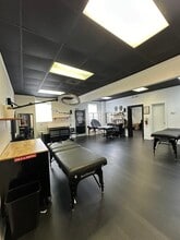 1827 Silver Star Rd, Orlando, FL à louer Photo de l’immeuble– Image 2 sur 3