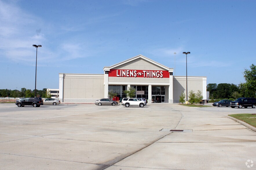 5915 Bluebonnet Blvd, Baton Rouge, LA à louer - Photo de l’immeuble – Image 3 sur 19