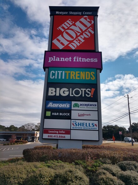 1900 Veterans Blvd, Dublin, GA à louer - Photo de l’immeuble – Image 3 sur 12