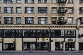 212 W 5th St, Los Angeles, CA à louer Photo intérieure– Image 1 sur 15