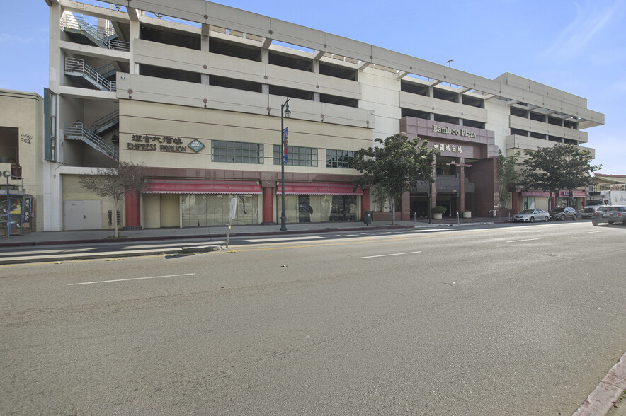988 N Hill St, Los Angeles, CA à vendre - Photo de l’immeuble – Image 3 sur 20