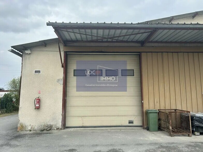 Local d’activités dans Pessac à louer - Photo de l’immeuble – Image 2 sur 8