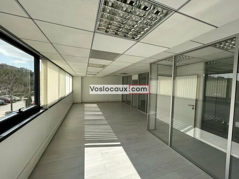 Bureau dans SOPHIA ANTIPOLIS à louer - Photo de l’immeuble – Image 2 sur 5