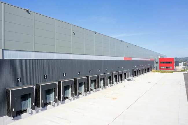 Plus de détails pour Industriel/Logistique à louer