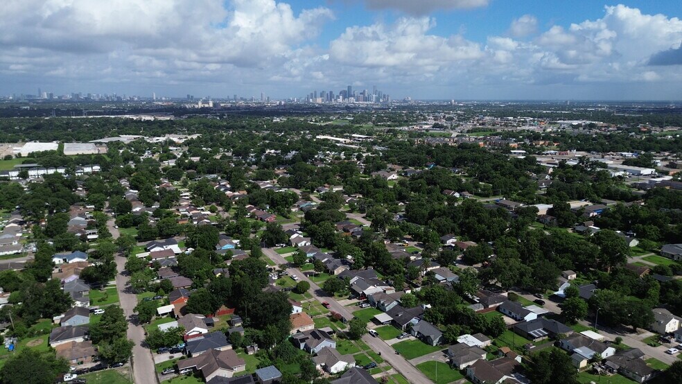 3046 Golfcrest Blvd, Houston, TX à vendre - Photo de l’immeuble – Image 3 sur 33