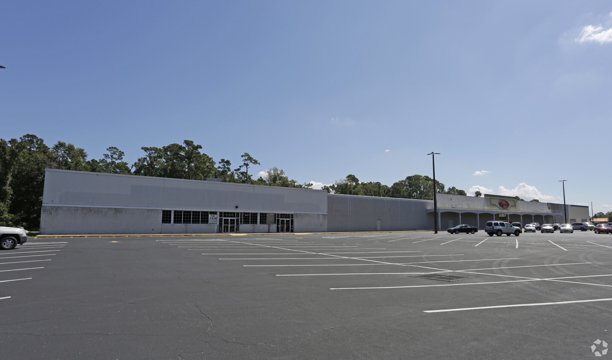 9459 Lem Turner Rd, Jacksonville, FL à louer Photo principale– Image 1 sur 10