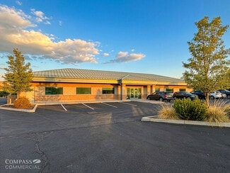 Plus de détails pour 20706 High Desert Ln, Bend, OR - Bureau, Industriel/Logistique à louer