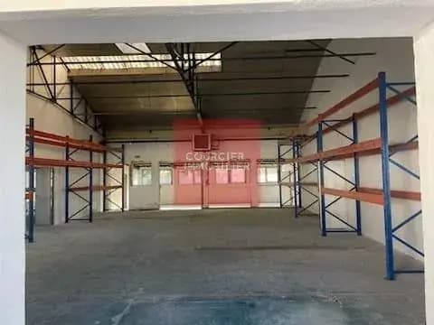 Plus de détails pour 6 Route De Lévis-Saint-Nom, Le Mesnil-Saint-Denis - Industriel/Logistique à louer