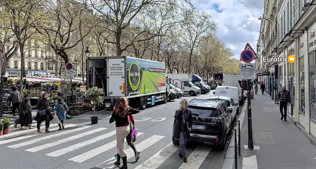 Local commercial dans Paris à louer Aérien– Image 1 sur 2