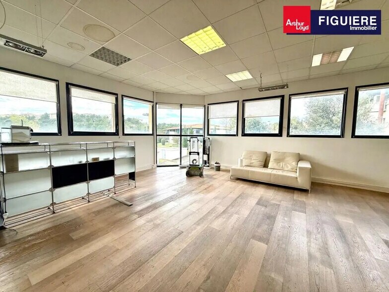 565 Rue René Descartes, Aix-en-Provence à louer - Photo intérieure – Image 3 sur 10