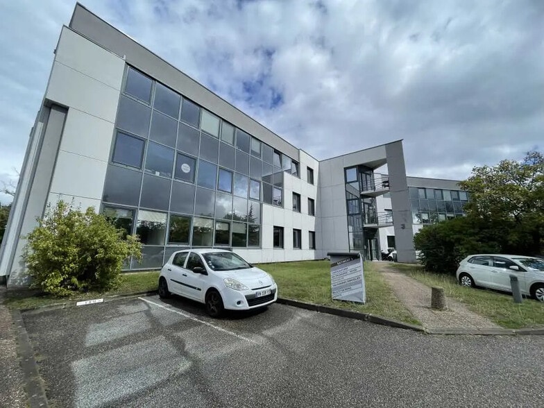 3 Allée Du Moulin Berger, Écully à louer - Photo de l’immeuble – Image 1 sur 12