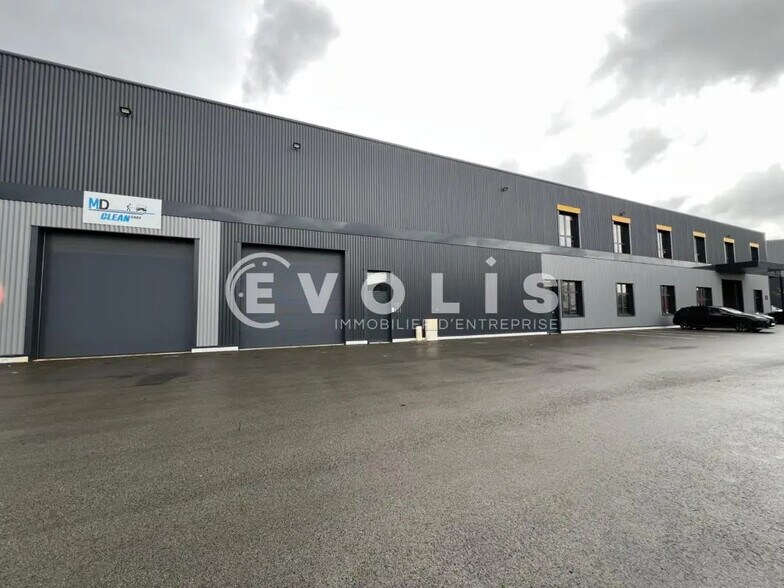 53 Avenue Carnot, Neuville-sur-Saône à louer - Photo de l’immeuble – Image 2 sur 15