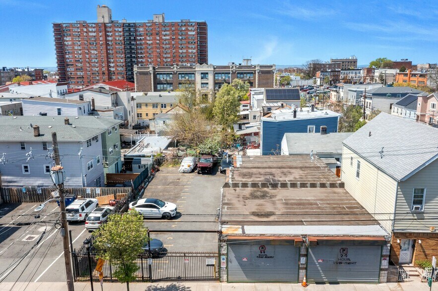 509-513 Bergenline Ave, Union City, NJ à vendre - Photo de l’immeuble – Image 3 sur 8