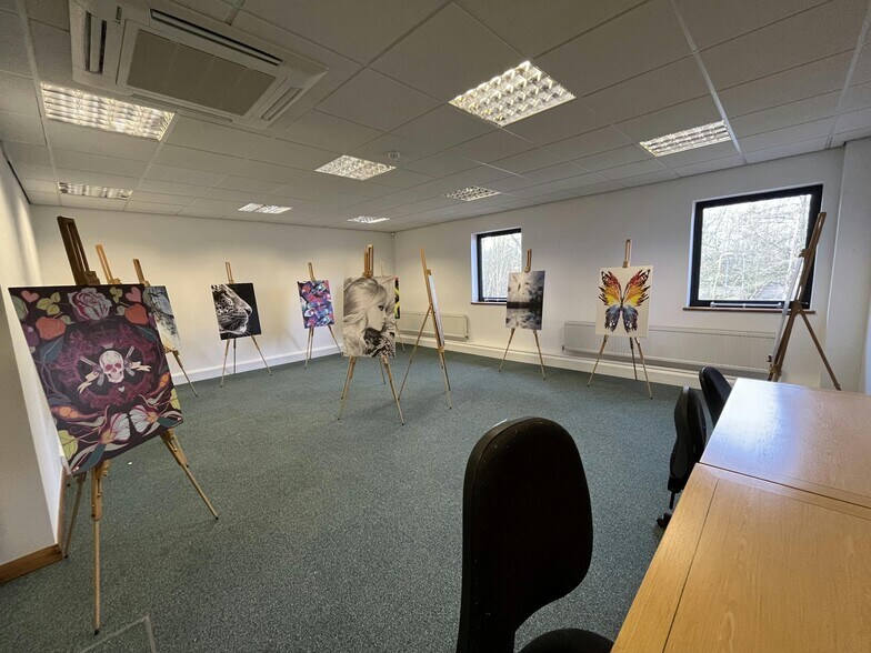 Trinity Way, Banbury à vendre - Photo de l’immeuble – Image 3 sur 27