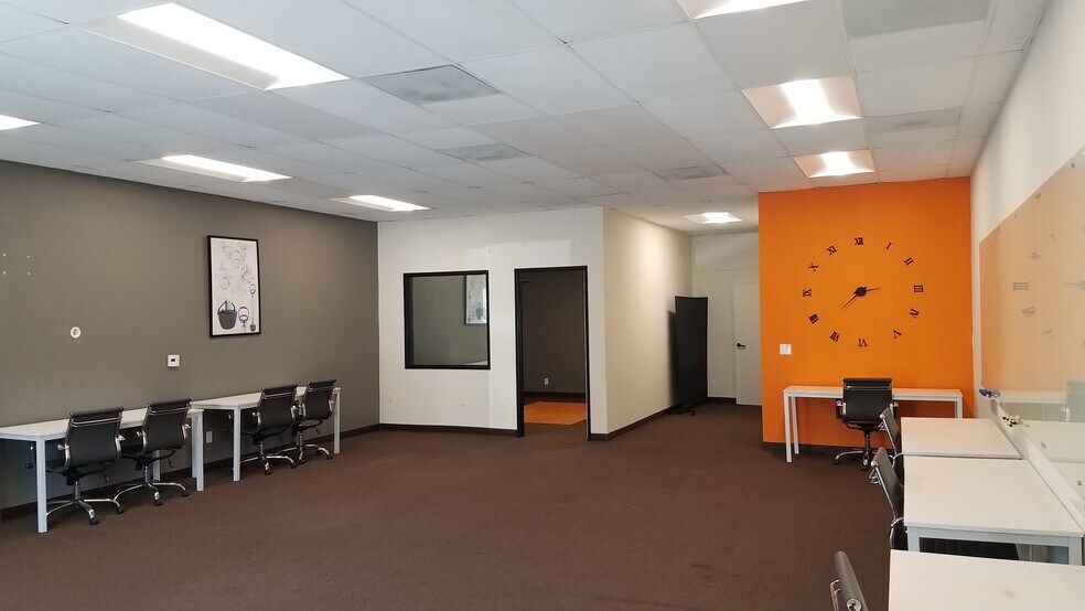 2840-2850 E Foothill Blvd, Pasadena, CA à louer - Photo de l’immeuble – Image 3 sur 8