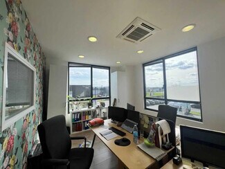 Plus de détails pour Bureau à louer