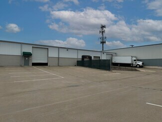 Plus de détails pour 1208 Commercial Blvd N, Arlington, TX - Industriel/Logistique à vendre