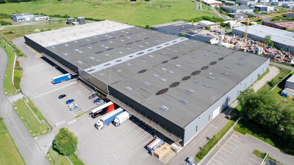 266 Impasse Des Vignes, Bressolles à louer - Photo de l’immeuble – Image 1 sur 11