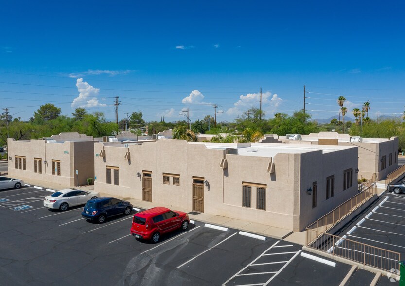 2802-2810 N Alvernon Way, Tucson, AZ à louer - Photo principale – Image 1 sur 11