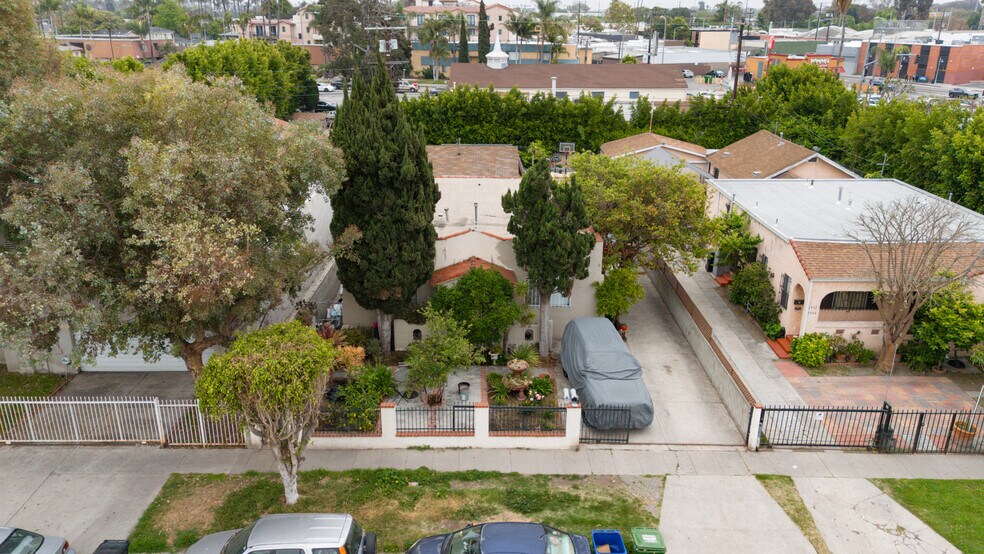 2938 S Orange Dr, Los Angeles, CA à vendre - Photo principale – Image 1 sur 7