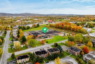 Plus de détails pour 200 Boul Grand N, Cowansville, QC - Industriel/Logistique à vendre