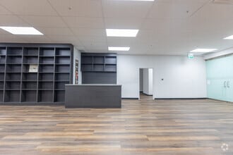 1603-1615 Dundas St E, Whitby, ON à louer Photo intérieure– Image 2 sur 4