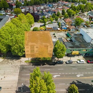 Plus de détails pour 4580 Sidney St, Vancouver, BC - Logement à vendre