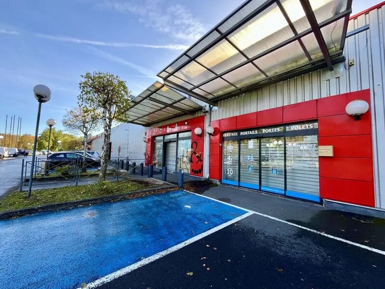 Local commercial dans Nogent-sur-Oise à louer - Photo de l’immeuble – Image 1 sur 10