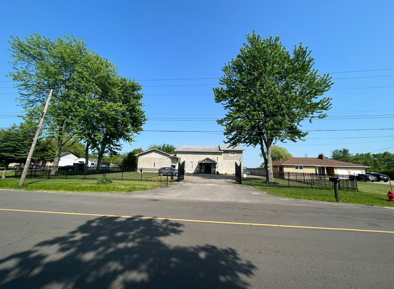 1059 Glancaster Rd, Hamilton, ON à vendre Photo principale– Image 1 sur 5
