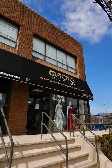 87 Glen Cove Rd, Greenvale, NY à louer - Photo de l’immeuble – Image 2 sur 9