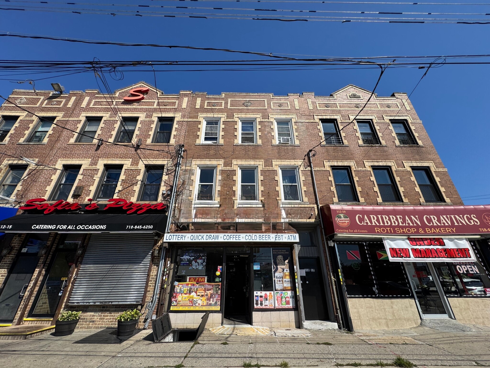 112-17 Rockaway Blvd, South Ozone Park, NY à louer Photo intérieure– Image 1 sur 10