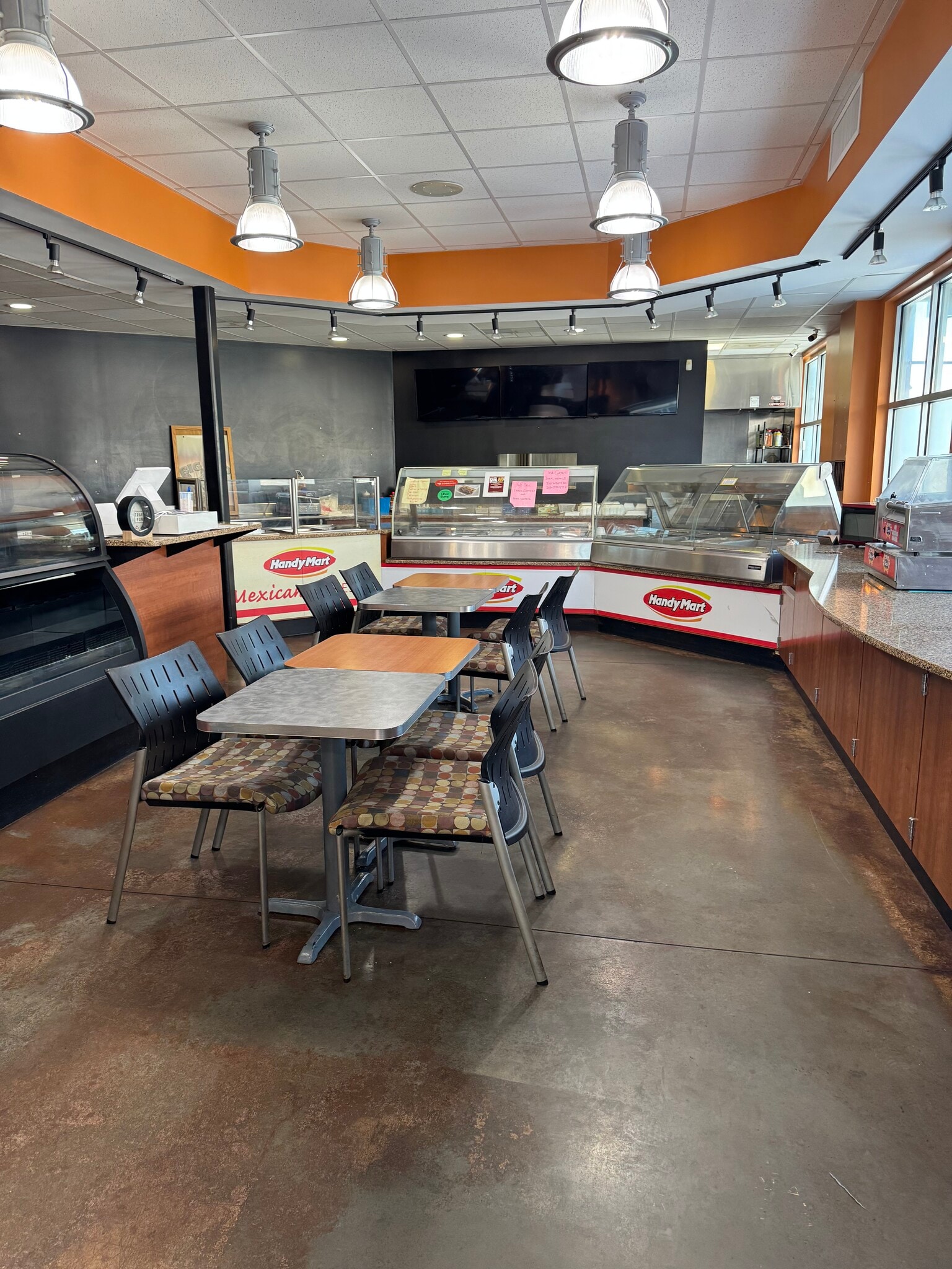 1016 Millwood Pike, Winchester, VA à louer Photo intérieure– Image 1 sur 3