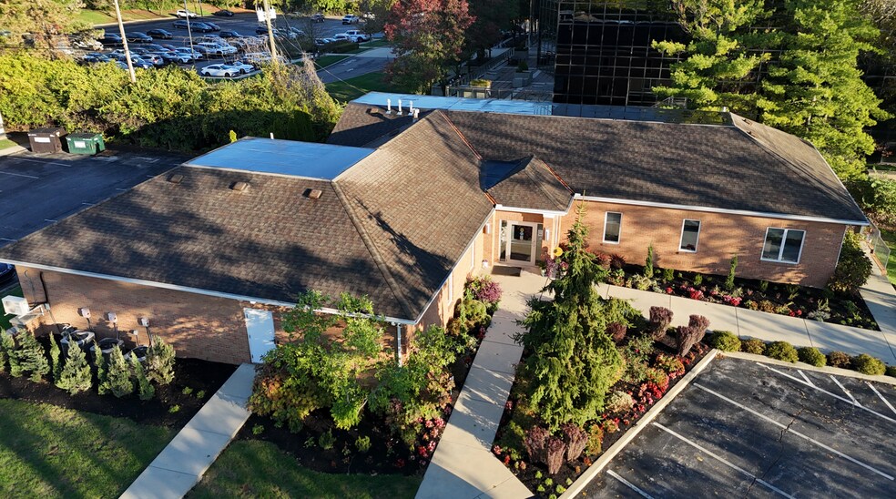 480 Colonial Pky, Columbus, OH à louer - Photo de l’immeuble – Image 2 sur 14