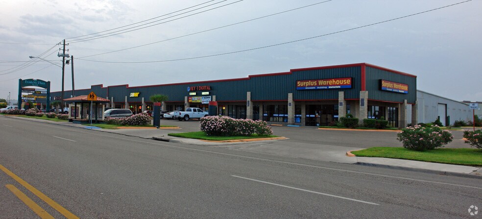 3525 International Blvd, Brownsville, TX à louer - Photo de l’immeuble – Image 3 sur 8