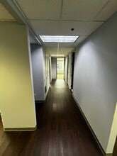 1733 Park St, Naperville, IL à louer Photo intérieure– Image 2 sur 9