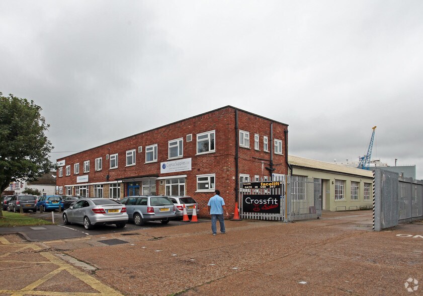 West Quay Rd, Southampton à louer - Photo principale – Image 1 sur 9