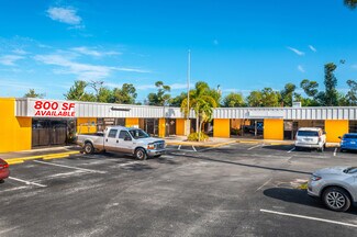 Plus de détails pour 2711-2753 SE Morningside Blvd, Port Saint Lucie, FL - Local commercial à louer