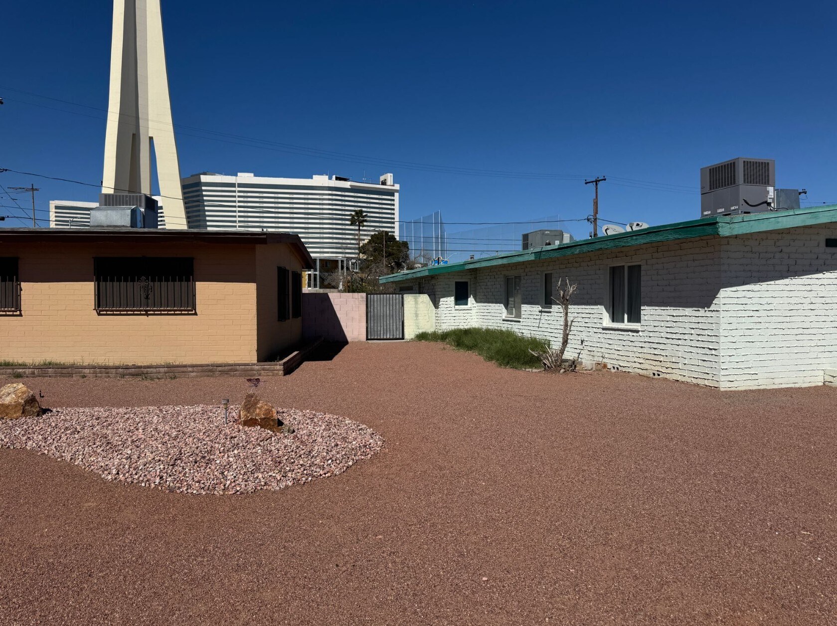 Santa Clara Drive portefeuille de 2 biens à vendre sur LoopNet.fr Photo de l’immeuble– Image 1 sur 15