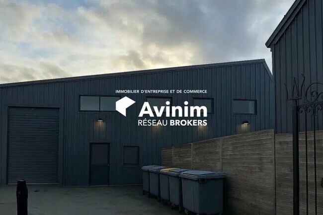 Plus de détails pour Industriel/Logistique à louer